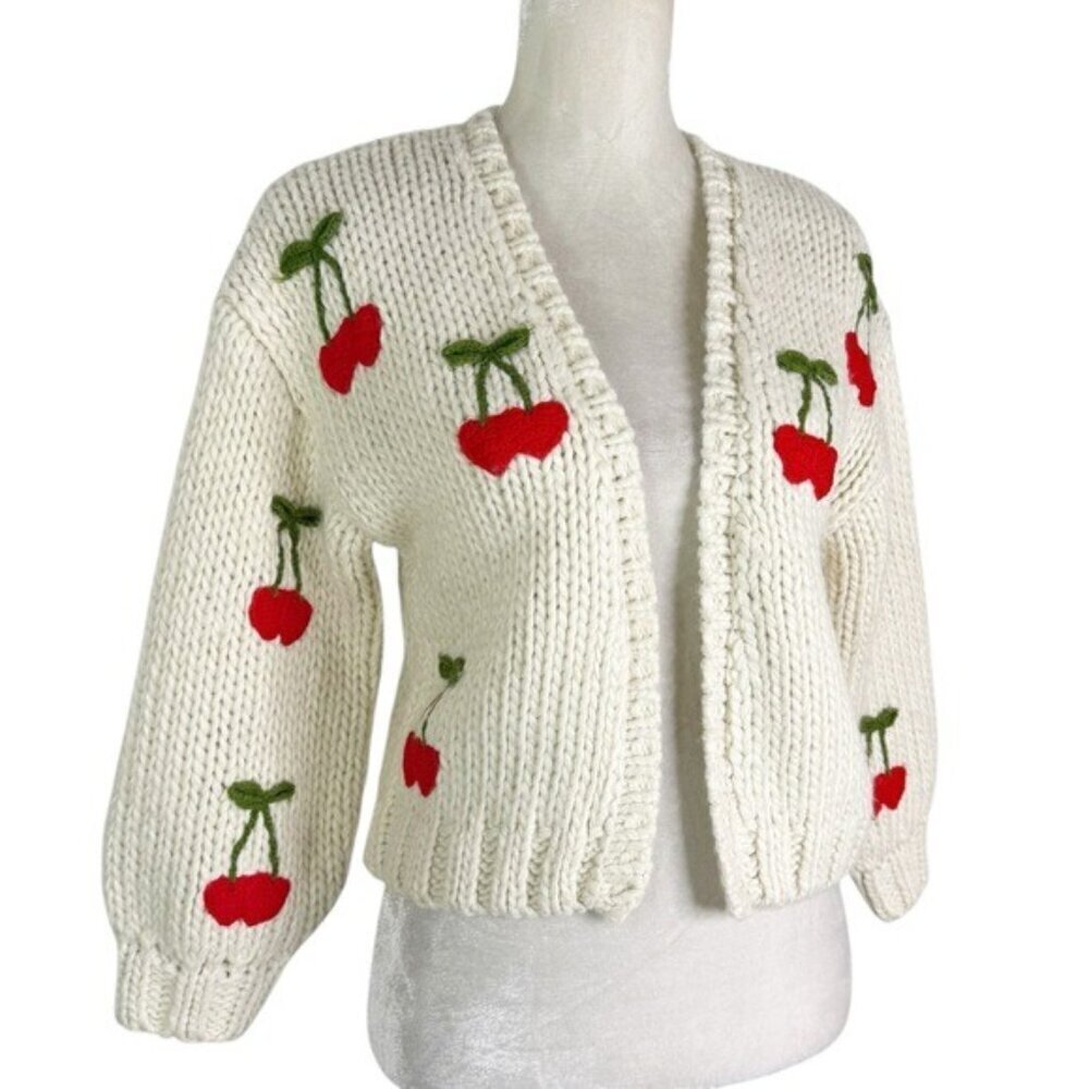 Forever 21 Cherry Chunky Knit Cardigan Sweater Size 9/10 KIDS